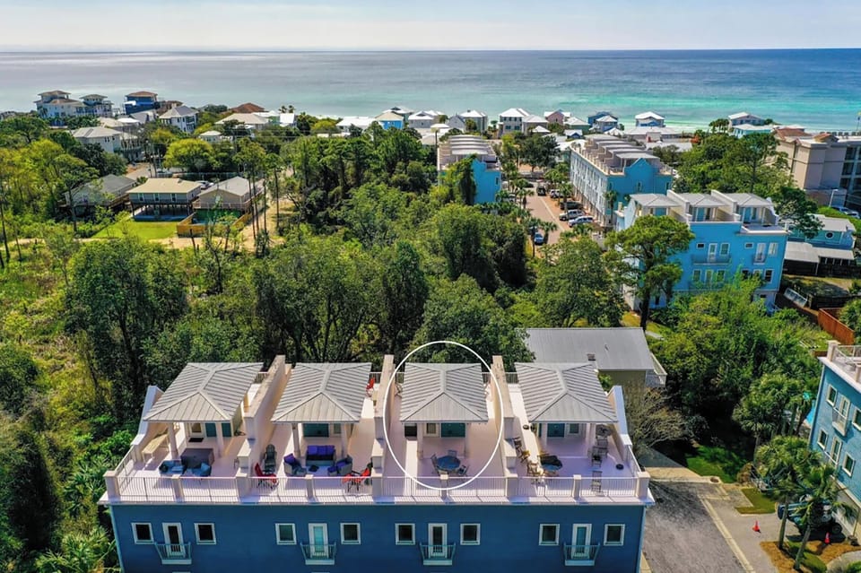 1 Rooftop Relaxation close to the beach