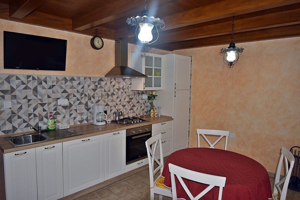 Apartment | Private kitchen