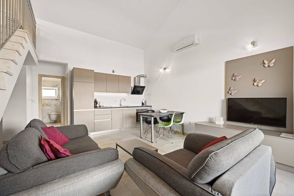 Apartment | Living room