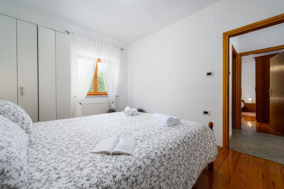 Apartment | 3 bedrooms, iron/ironing board
