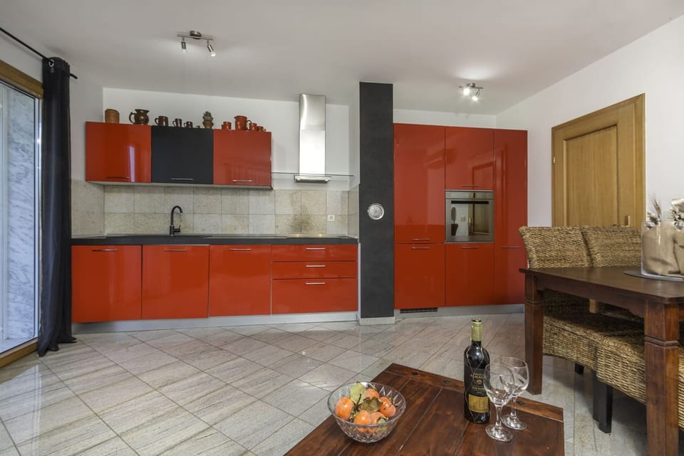Apartment | Private kitchen | Highchair