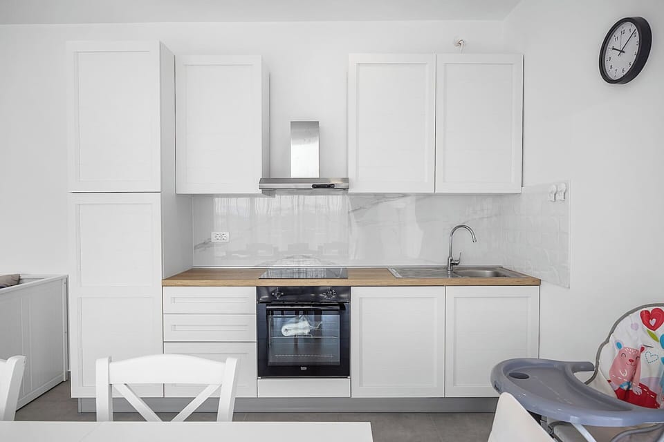 Apartment | Private kitchen | Highchair