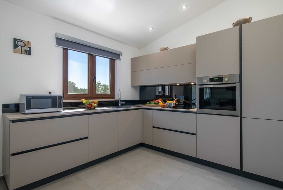 Villa | Private kitchen | Highchair