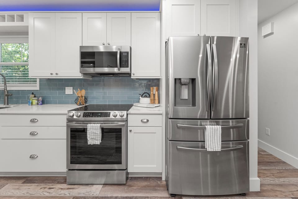 Spacious fridge and versatile stove/oven combo to make cooking a breeze.