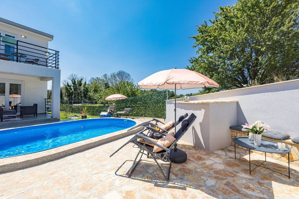Villa | Pool | Indoor pool, outdoor pool