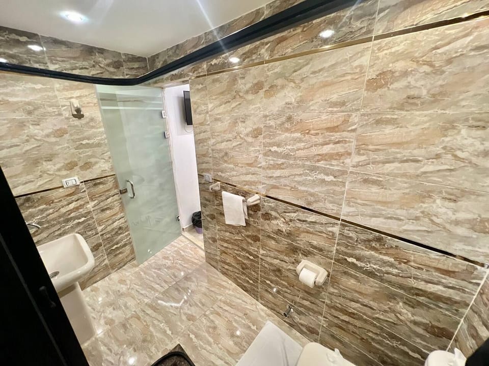 Standard Single Room | Bathroom
