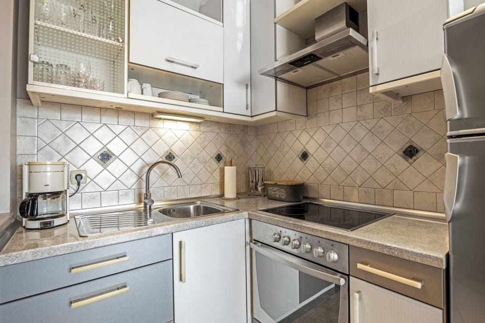 Apartment | Private kitchen | Highchair