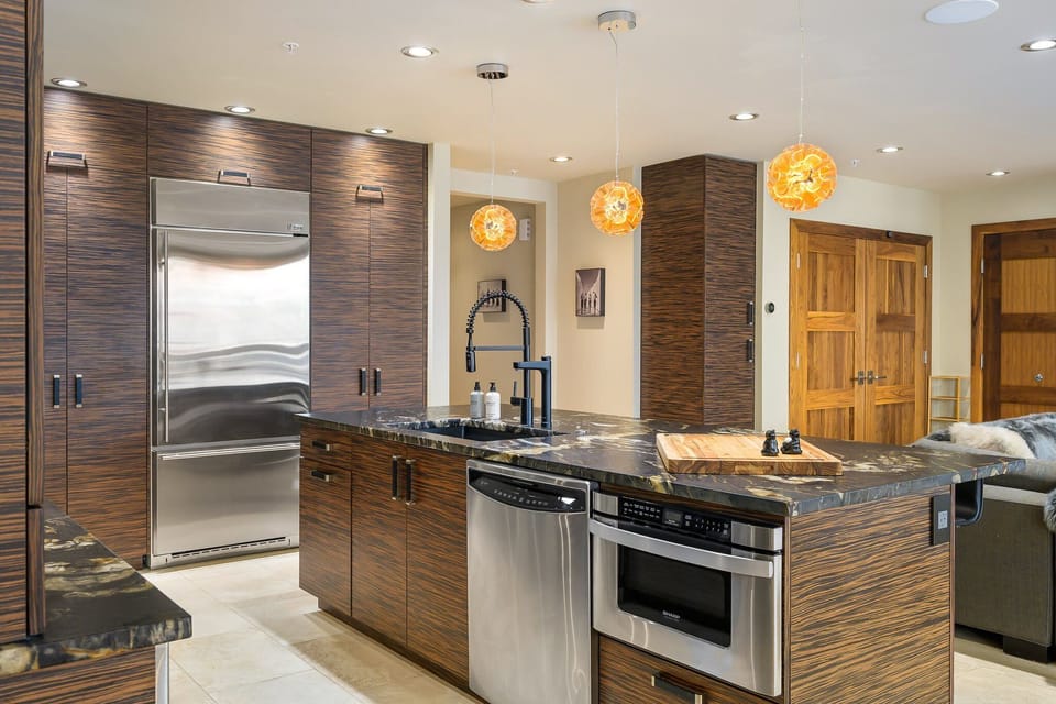 Open Kitchen
