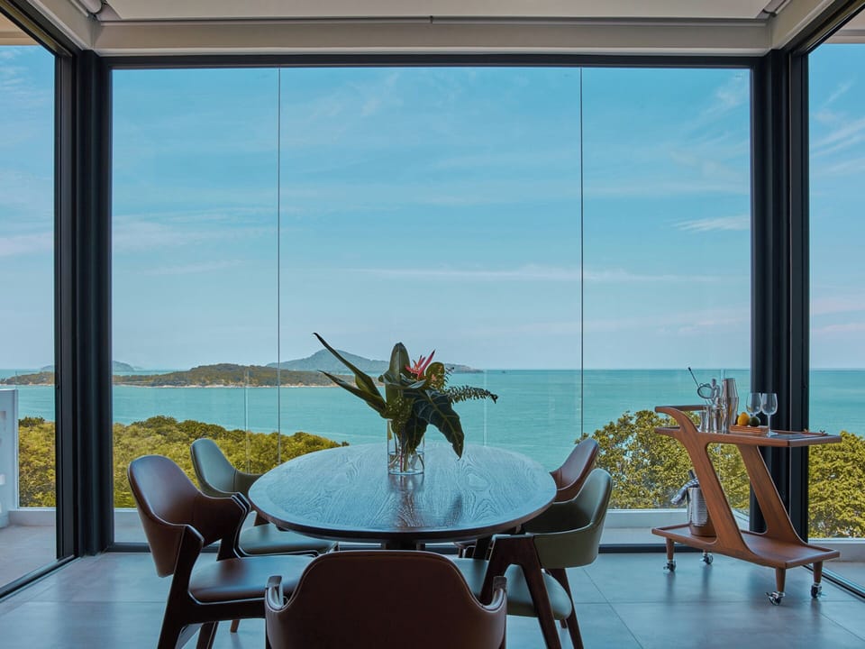 Encanto - Dining Afternoon View