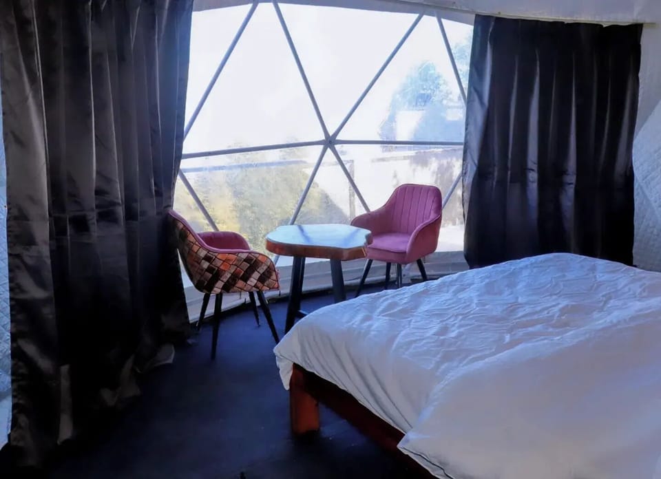 Luxury Double or Twin Room, Balcony, Mountain View | Blackout drapes, soundproofing, iron/ironing board, free WiFi
