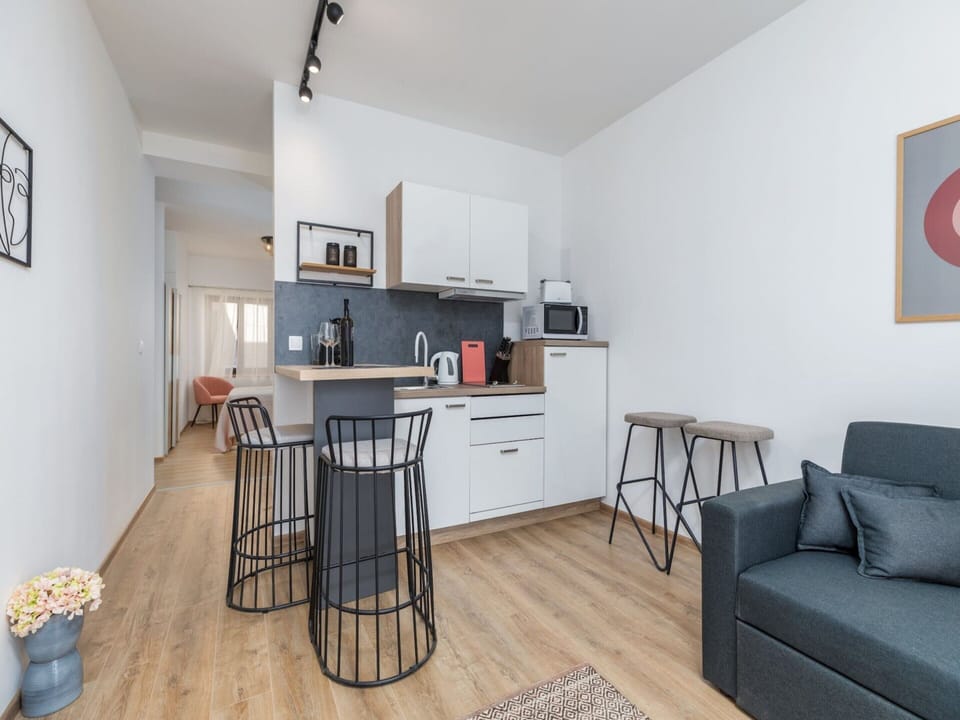 Apartment | Private kitchen | Highchair