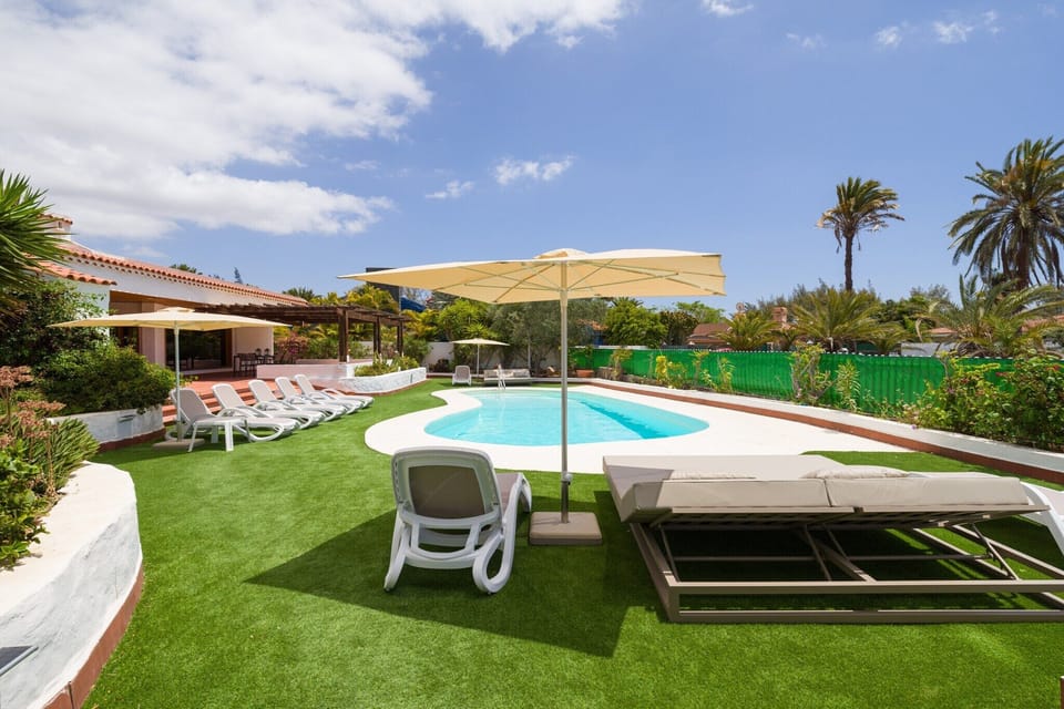 Holiday Home Swimming Pool