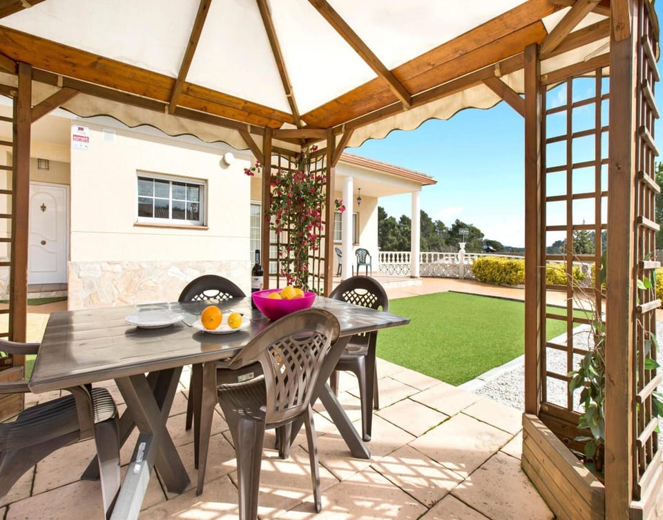 Villa | Balcony