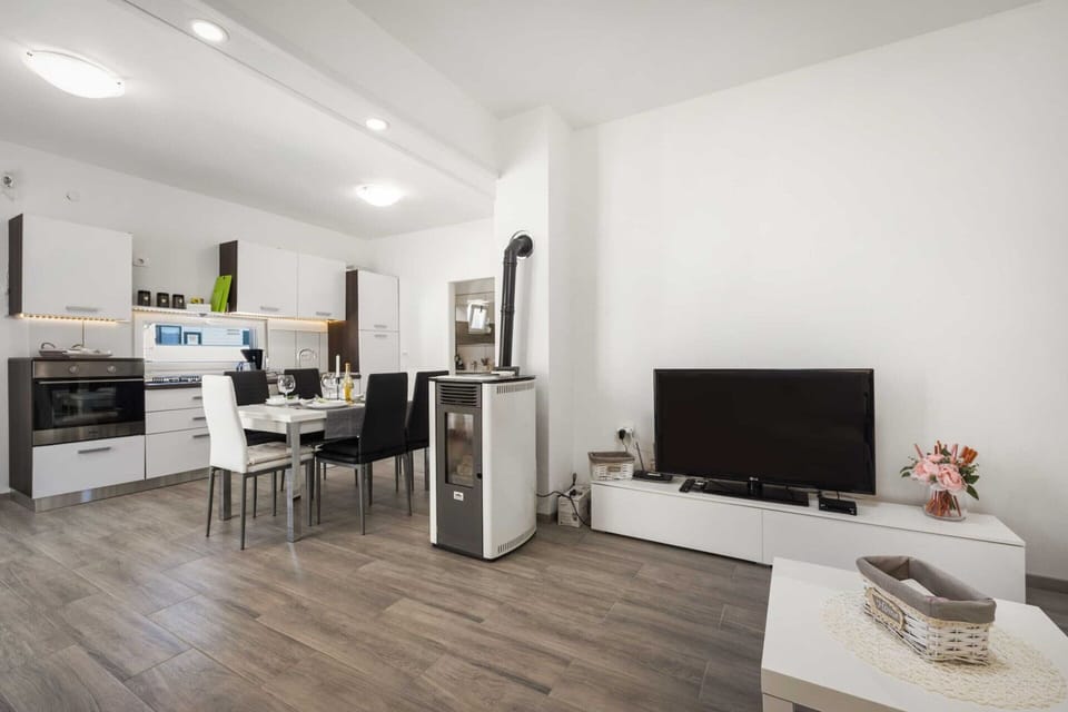 Villa | Living room | Fireplace