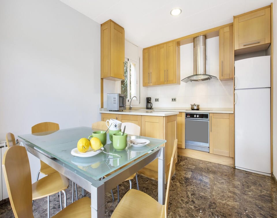 Apartment | Dining