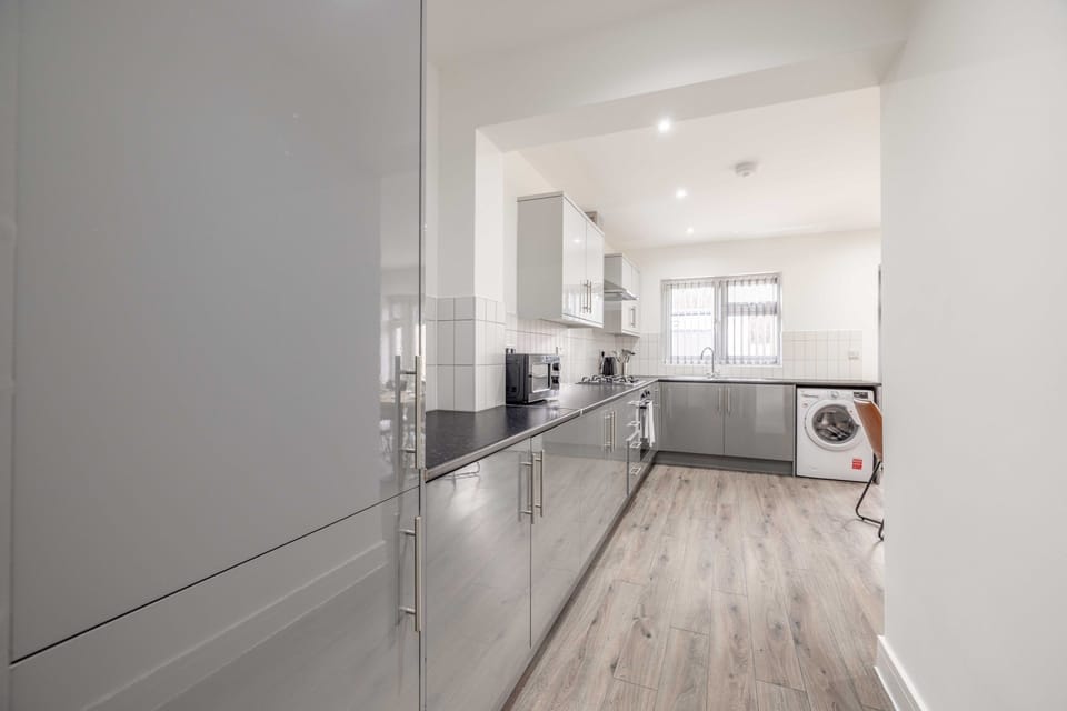 Family House, Non Smoking, Patio | Private kitchen | Electric kettle