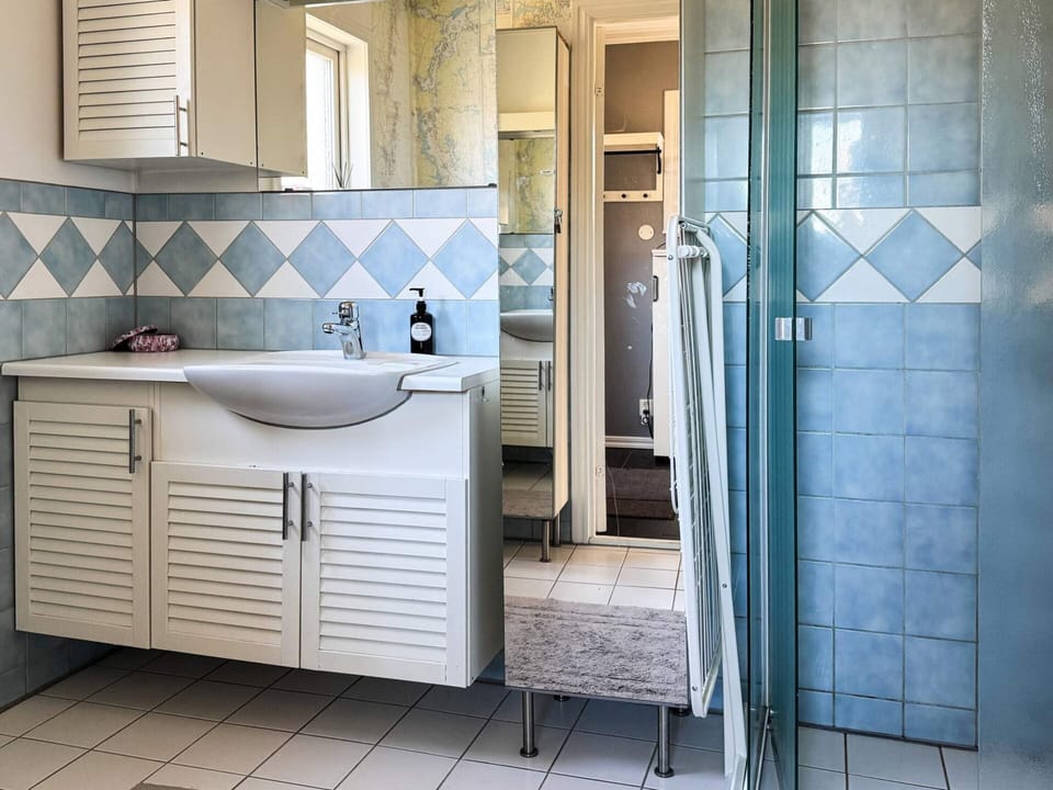 4 Star Holiday Home in Stenungsund House in Västra Götaland County
