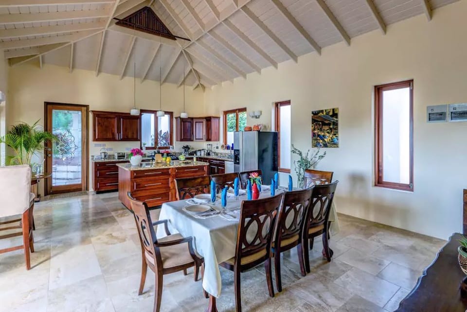 Luxury Villa, Multiple Bedrooms, Private Pool, Ocean View | Private kitchen | Full-size fridge, microwave, oven, stovetop
