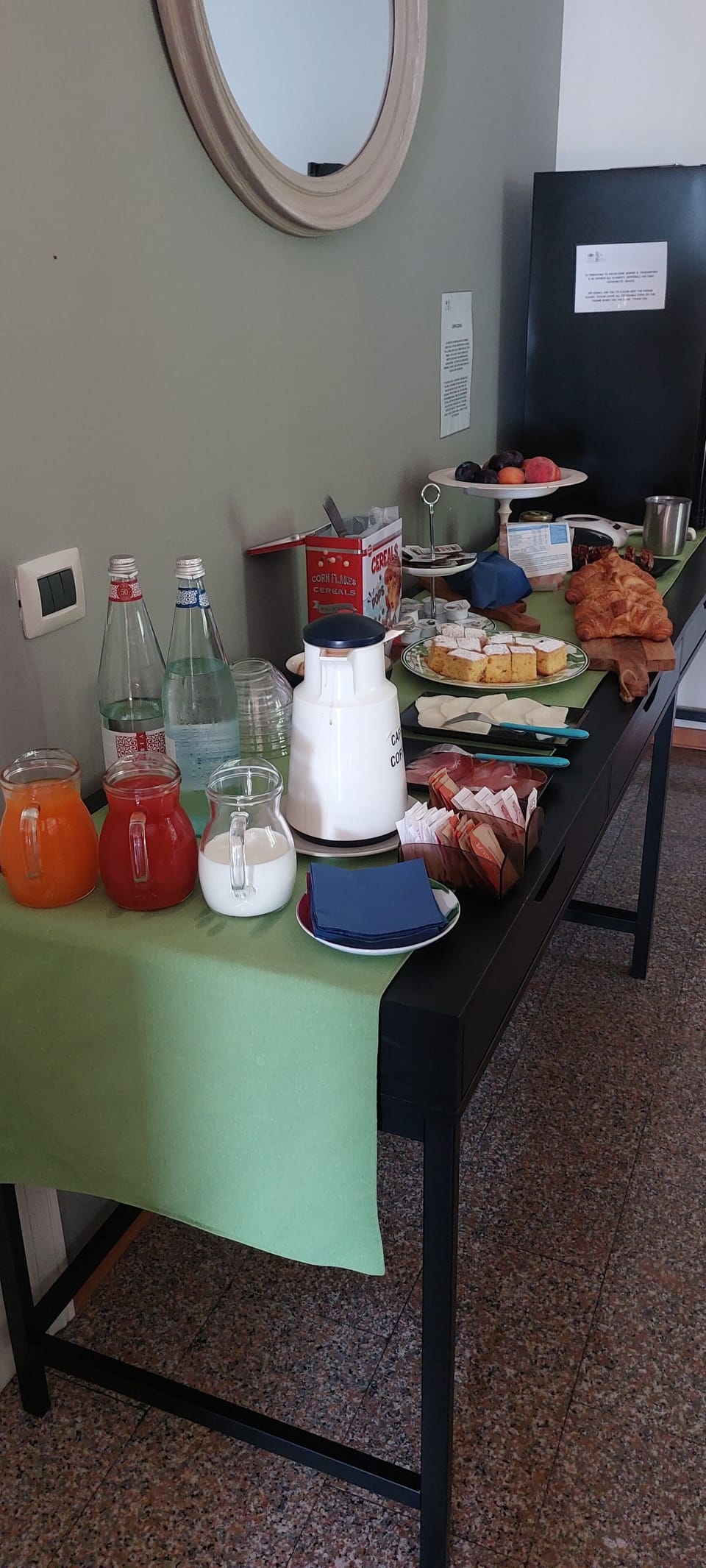 Free daily buffet breakfast