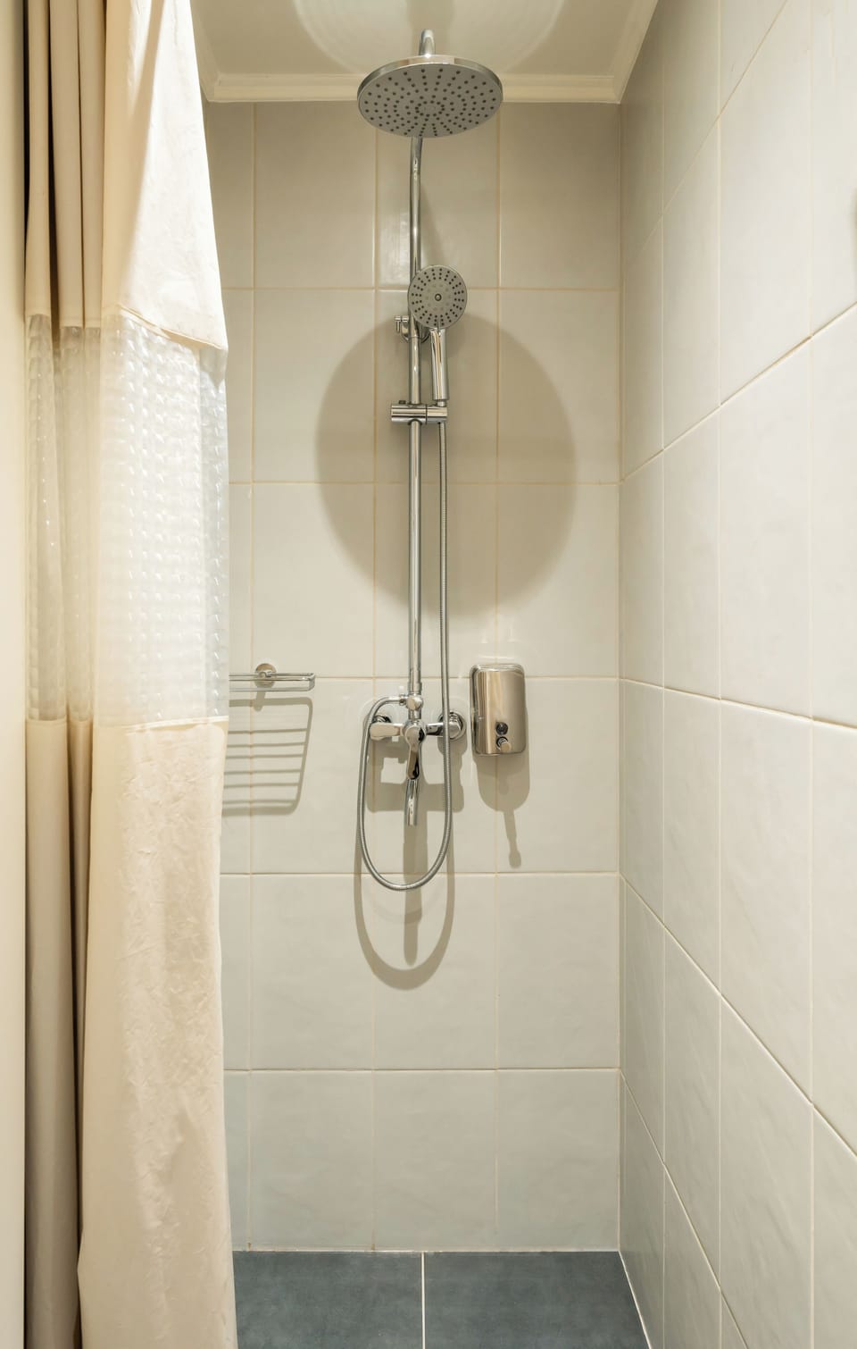 Studio, Balcony | Bathroom