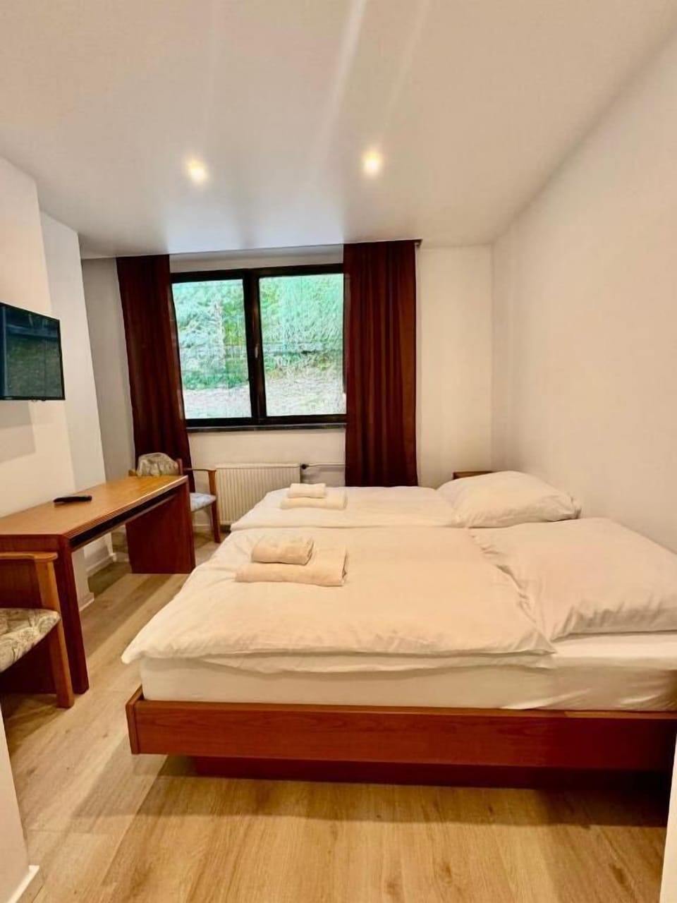 Classic Double Room | Free WiFi