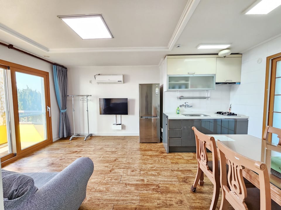 20PY Ocean Suite | Free WiFi