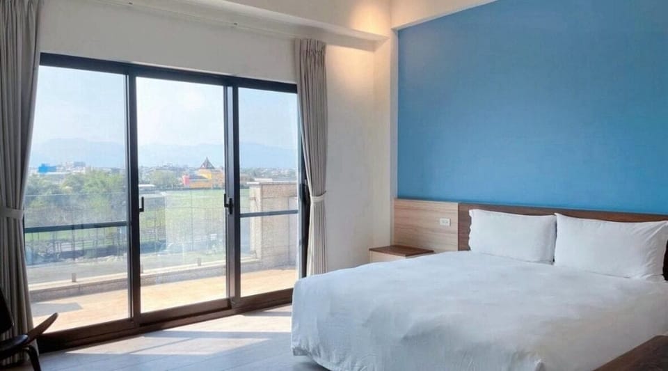 Comfort Double Room, Balcony | Desk, blackout drapes, free WiFi