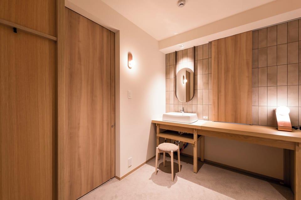 Deluxe Double Room | Desk, laptop workspace, soundproofing, free WiFi