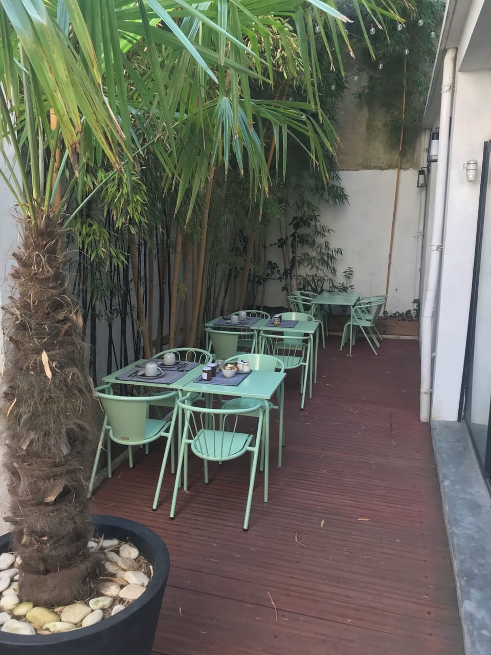 Outdoor dining
