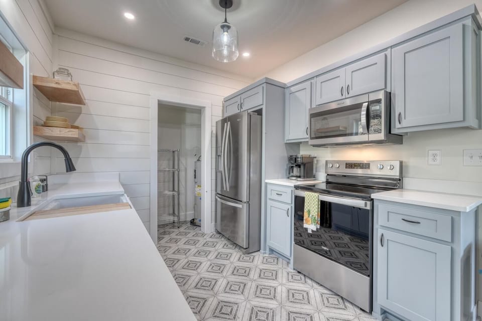 "House was very neat inside." -Juan