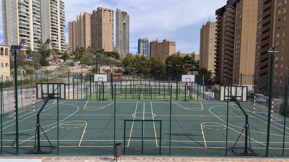 Sport court