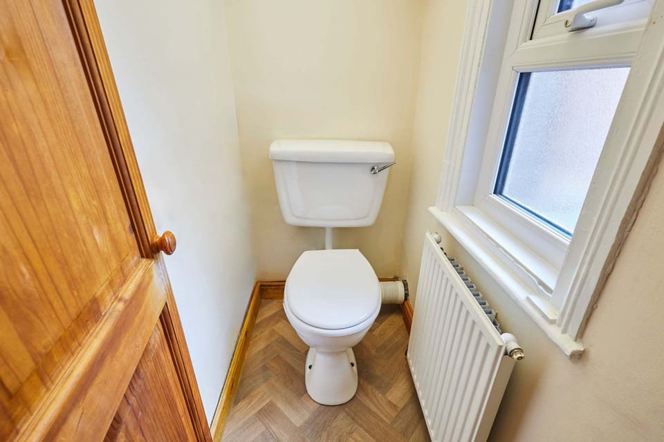 Host Stay Gray Street House in England