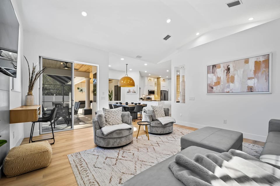 House | 5 bedrooms, high-speed internet