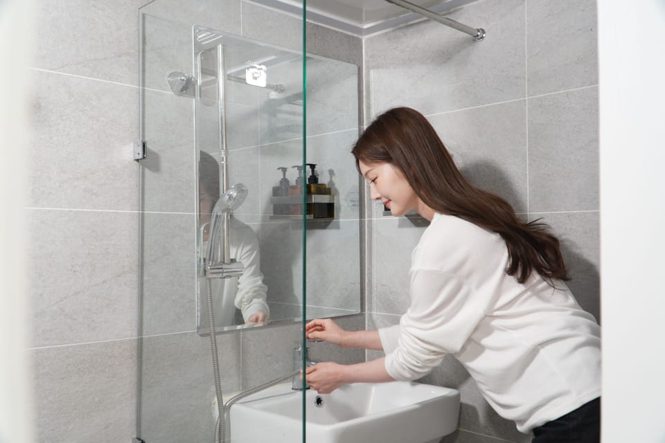 Basic Single Room, Non Smoking, Pets Not Allowed | Shared bathroom