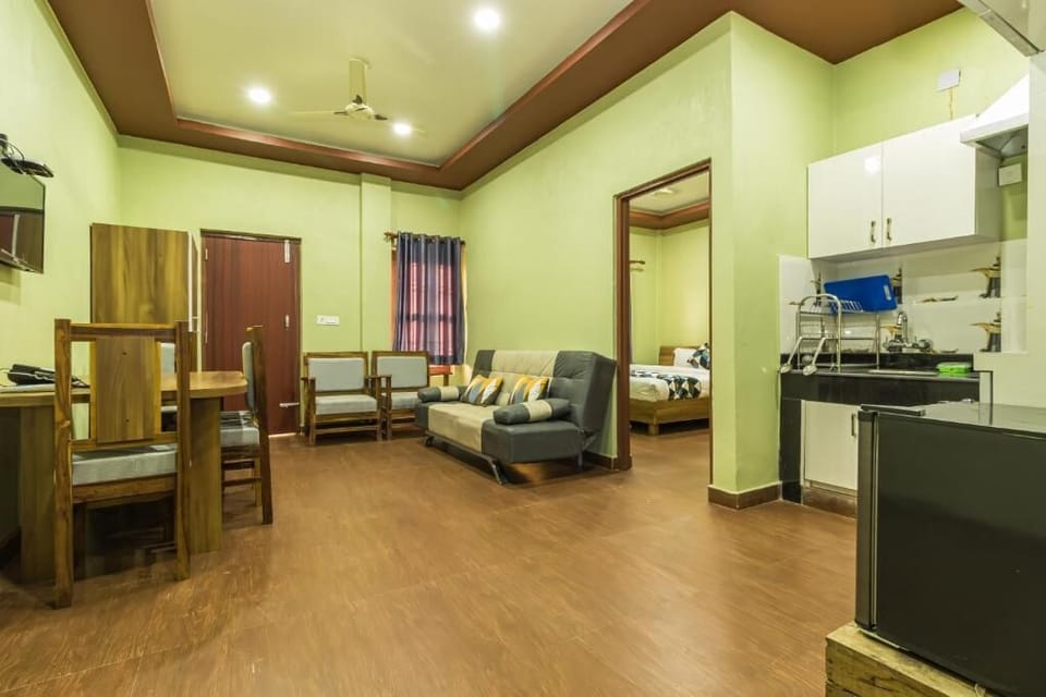 In-room safe, desk, laptop workspace, free WiFi