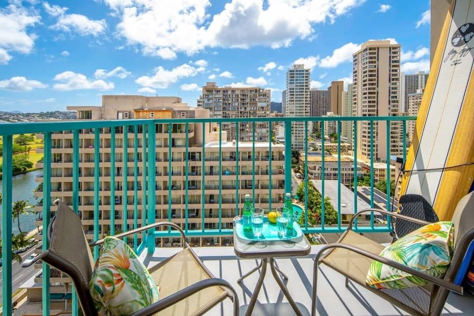 Condo, Mountain View, Sea Facing (0 Bedroom) | Balcony view
