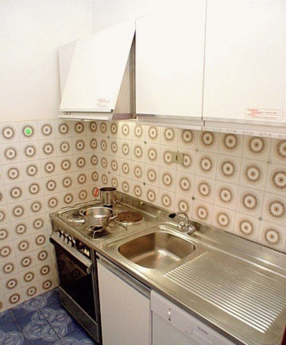 Apartment, 2 Bedrooms, Balcony | Interior