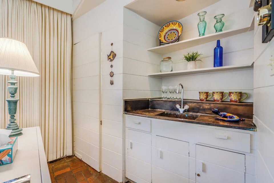 House, Multiple Beds, Patio, Garden View (OAK AVENUE 77) | Interior