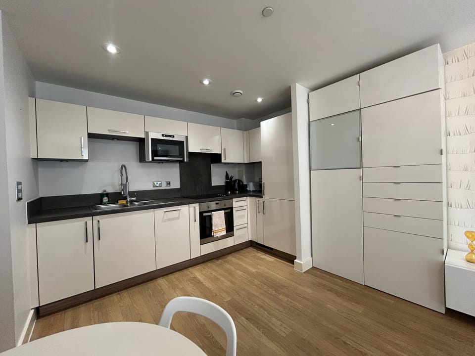 Apartment | Private kitchen | Fridge, microwave, oven, stovetop