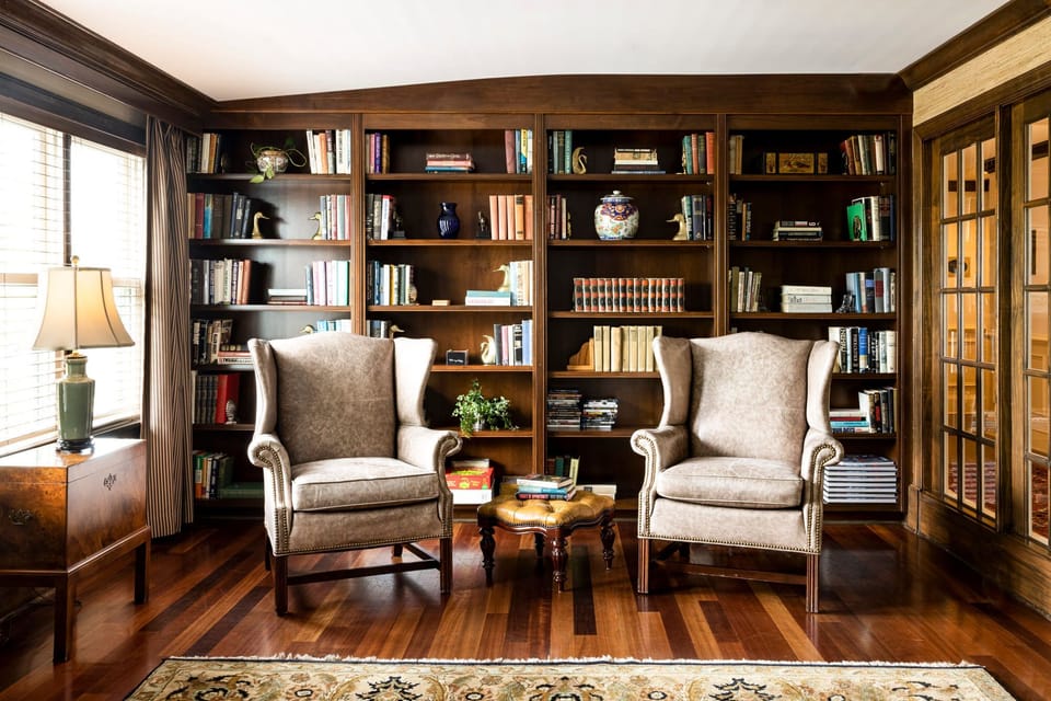 A cozy reading nook with timeless charm, where every seat offers comfort and elegance.