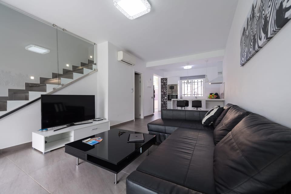 Apartment | Living room