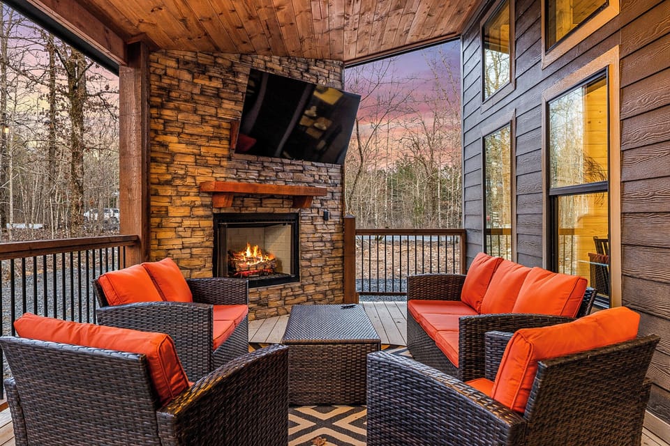 Living Area Outdoors with TV, Gas Fireplace