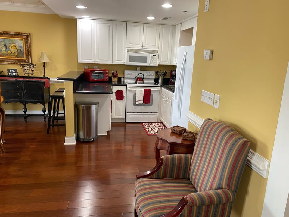 Signature Condo, 2 Bedrooms, Kitchen, River View (Condo 7) | Private kitchen | Fridge, microwave, stovetop, coffee/tea maker