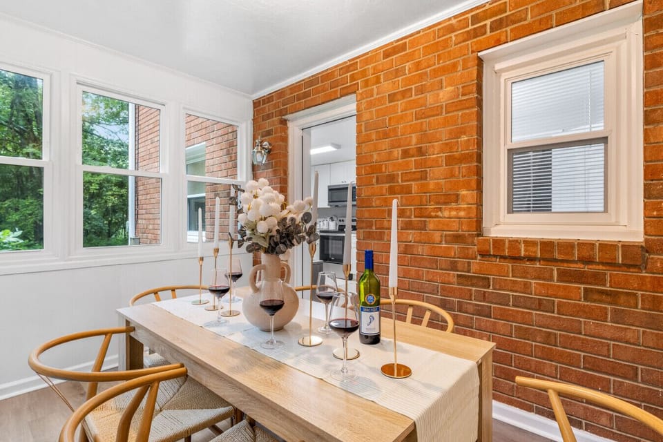 Charming Dining Nook | Bright & Inviting Space