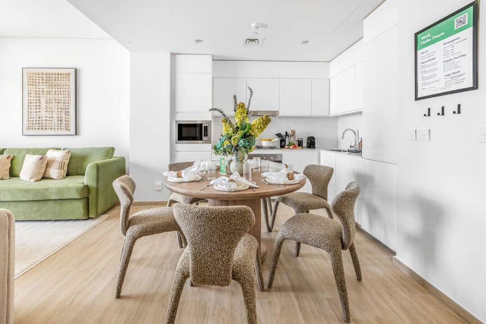 A stylish dining area, perfect for enjoying meals and gatherings.