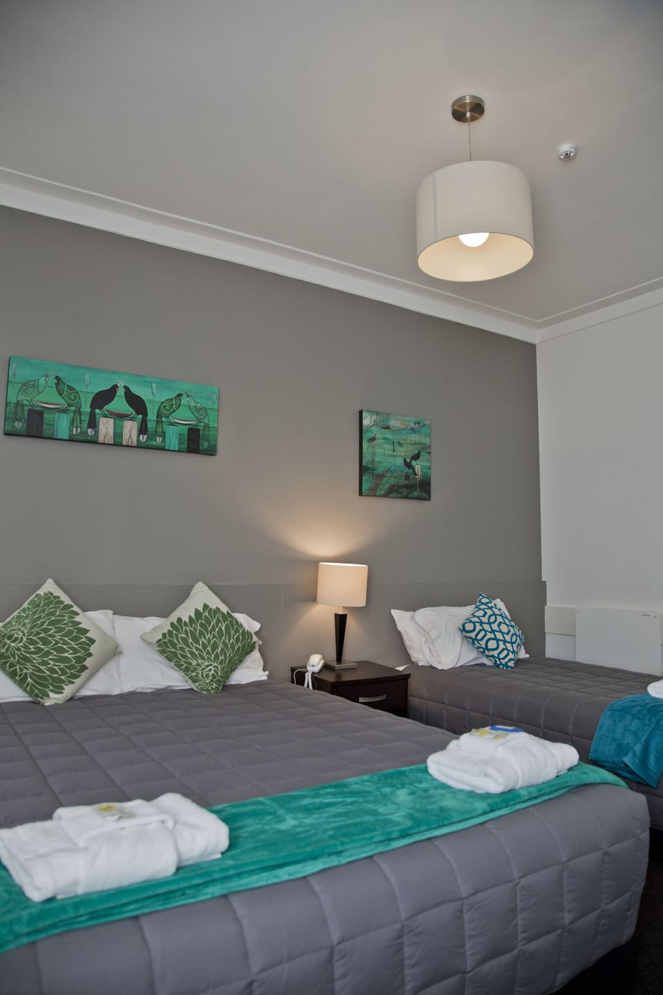 Standard Triple Room | Iron/ironing board, free cribs/infant beds, free WiFi, bed sheets