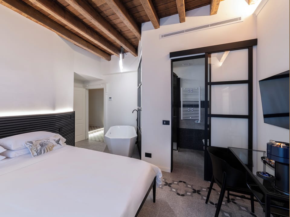 Urban Chic | In-room safe, individually furnished, desk, blackout drapes