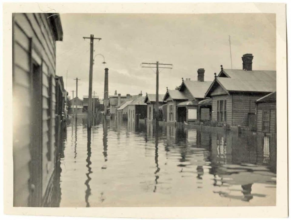 Photo taken during the great flood of 1929