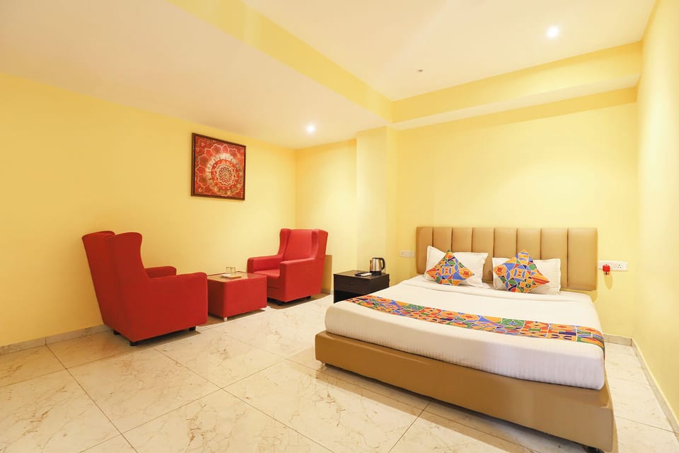 Premium Room | Egyptian cotton sheets, premium bedding, in-room safe, free WiFi