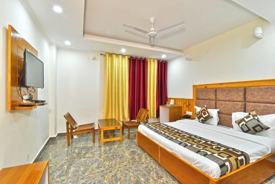 Deluxe Double Room | Free WiFi